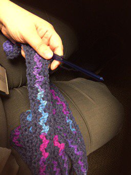 craftyarning's tweet image. #handsbusy making a wattle stitch #crochet scarf