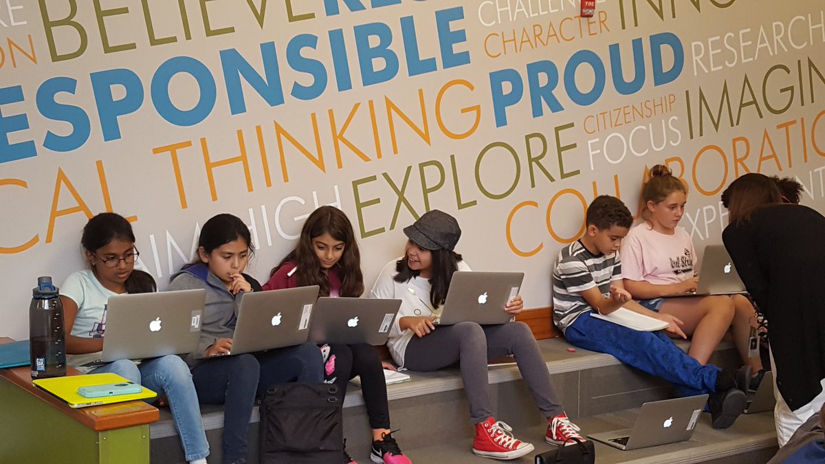 ElsieJohnsonIC's tweet image. 5th Ss creating groups and getting to work on #ExplorersWeek projects! Way to go! @MrsRestis @isacsoj @ECJSchool @CCSD93