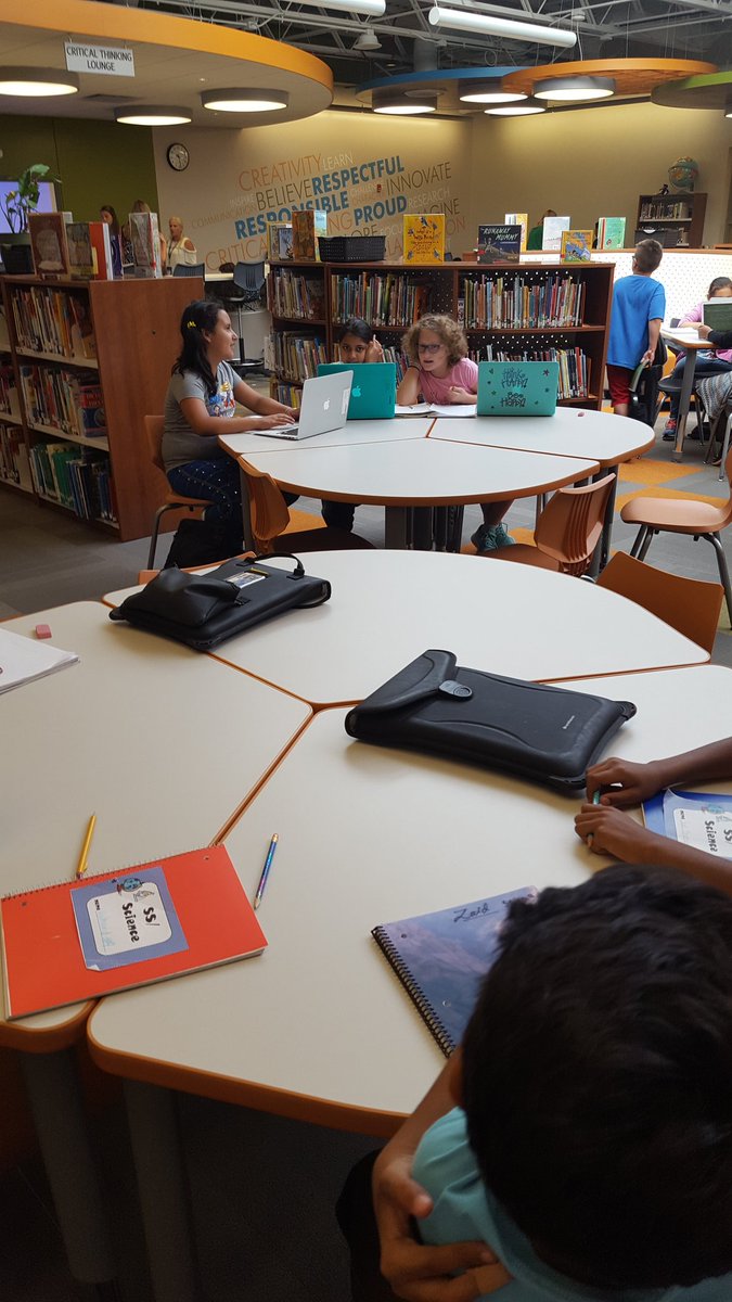 ElsieJohnsonIC's tweet image. 5th Ss creating groups and getting to work on #ExplorersWeek projects! Way to go! @MrsRestis @isacsoj @ECJSchool @CCSD93