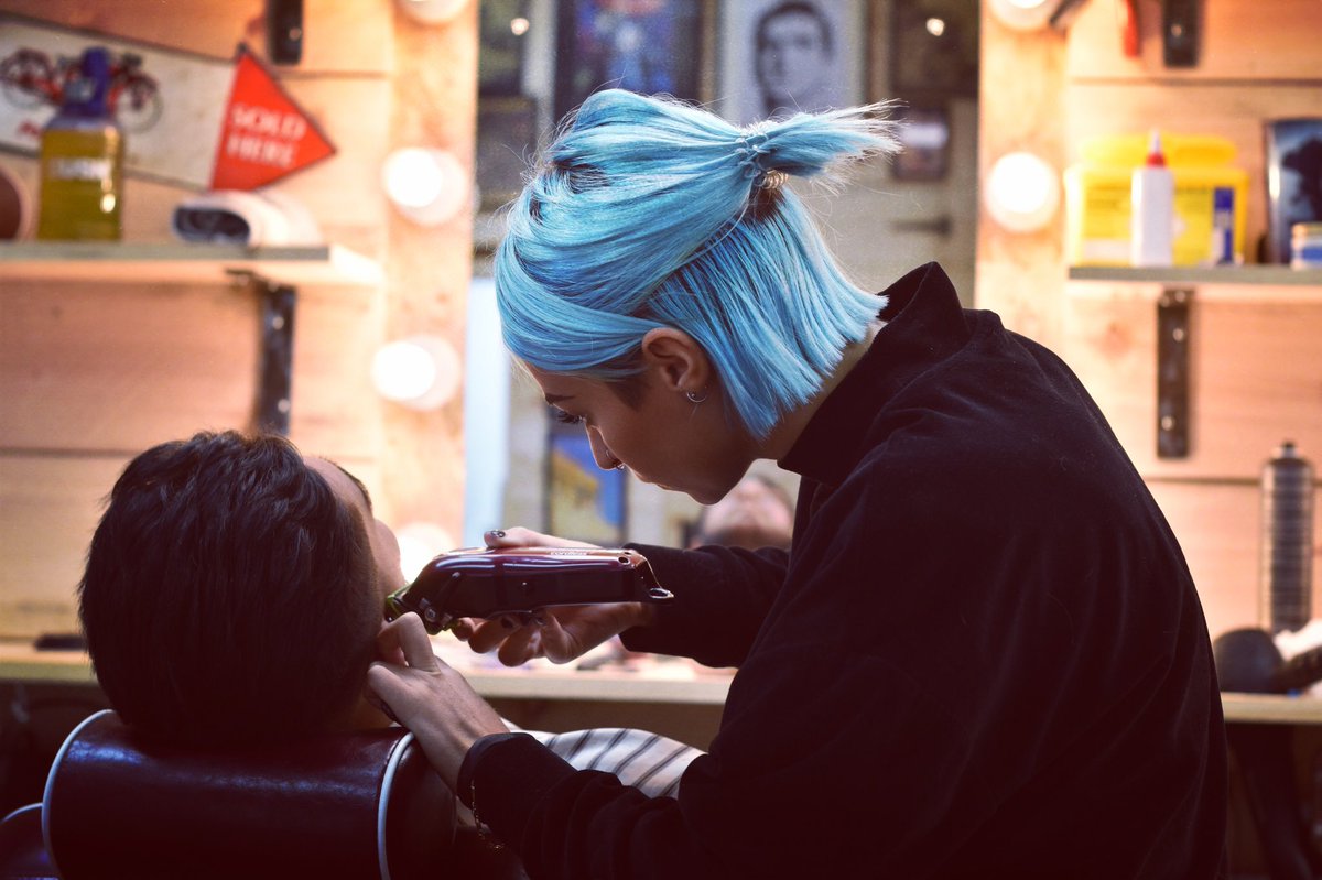 Sugahfix's tweet photo. A huge welcome to our newest columnist #barber extraordinaire Hannah McShane @quarterwest46 Check out her first post https://t.co/7E2BAhZGlr https://t.co/8uGQ33avLy
