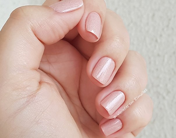 vicioemesmalte's tweet photo. O #esmalte #DNAItaly Zen é formulado com óleo de coco, que ajuda na nutrição das #unhas. Coleção Romantic. #ViciadasEmEsmaltes #Esmaltes https://t.co/m1L3iiitB6