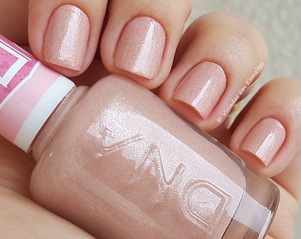 vicioemesmalte's tweet photo. O #esmalte #DNAItaly Zen é formulado com óleo de coco, que ajuda na nutrição das #unhas. Coleção Romantic. #ViciadasEmEsmaltes #Esmaltes https://t.co/m1L3iiitB6
