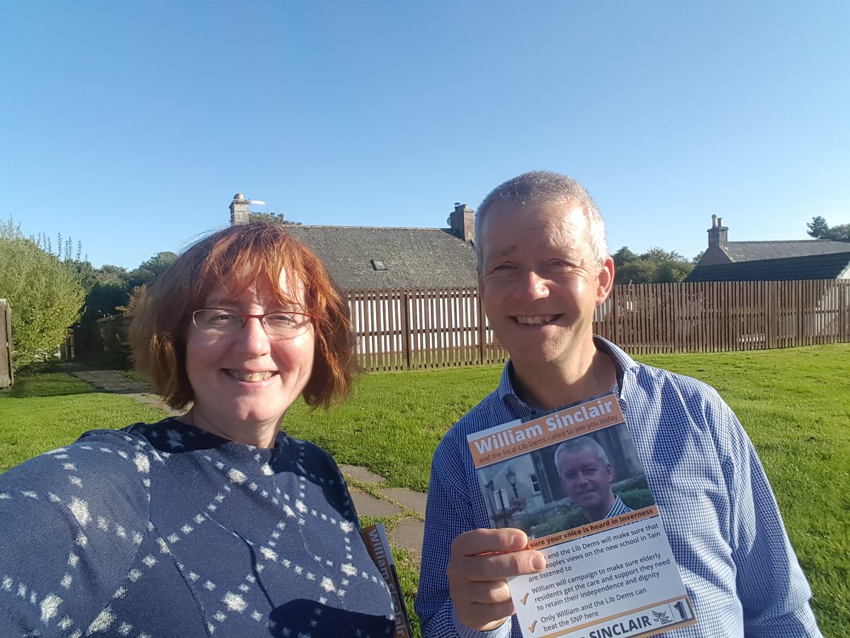 AngelaMacleanLD's tweet photo. Beautiful day campaigning in Milton @JamieHWStone @Jamie4North  and William Sinclair #Tain&amp;EasterRoss byelection. https://t.co/5gXVrmO4WT