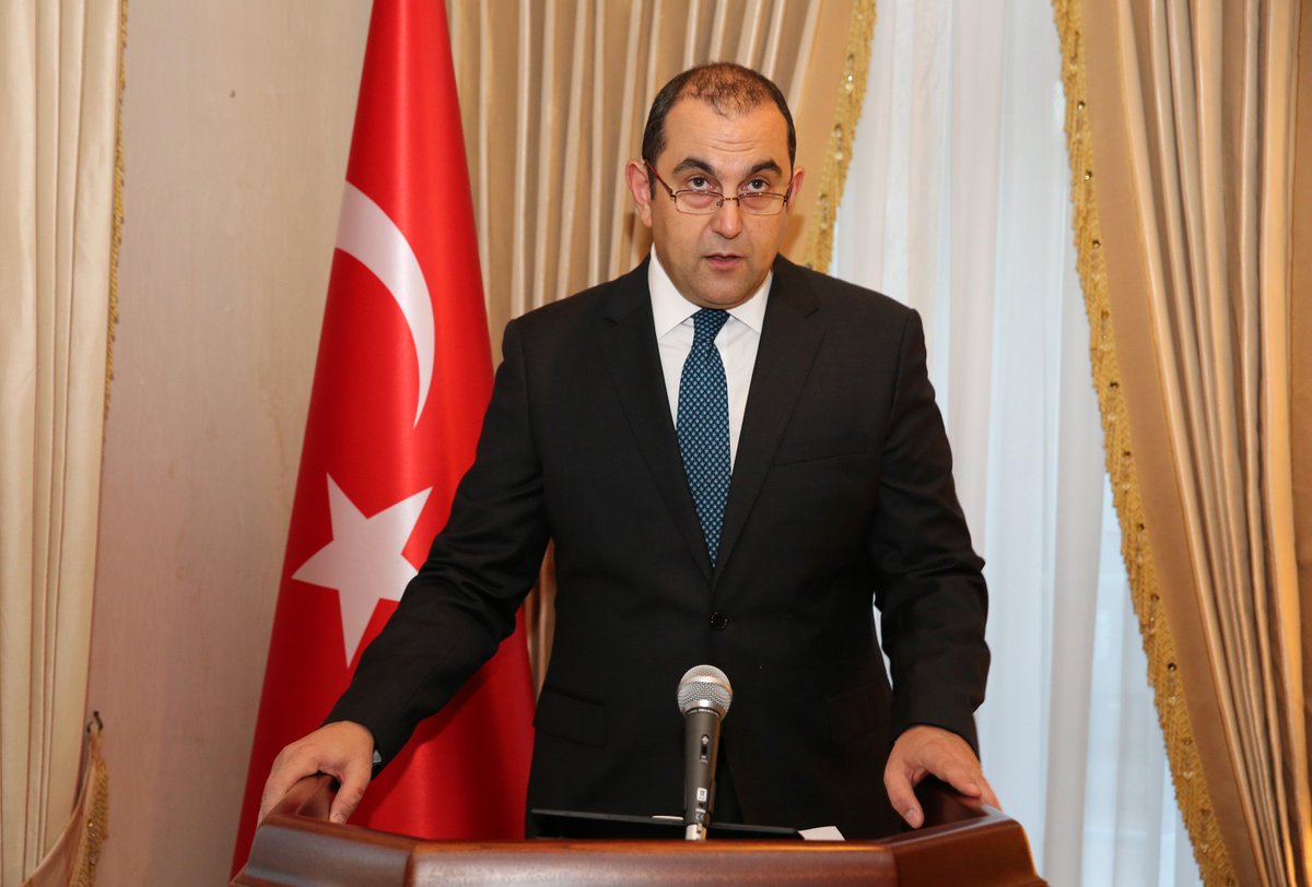 MustafaKoker's tweet photo. Türkiye'nin Londra Başkonsolosu Ergin, TBCCI Üyelerine Resepsiyon Verdi; https://t.co/Yp6qAVgBWp @TurkConsLondon #TBCCI #EmmaEdhem https://t.co/21wmz0TrES