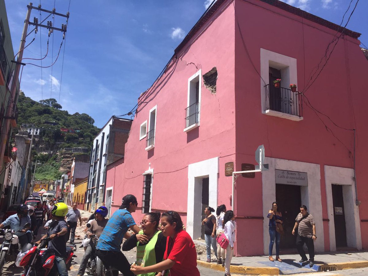 nmaspuebla's tweet photo. #ÚltimaHora 26 muertes se reportan en el estado de #Puebla tras #sismo:  @SGGPuebla . @Ma_Loli_Pellon @ALunaSilva https://t.co/8chq3urggB