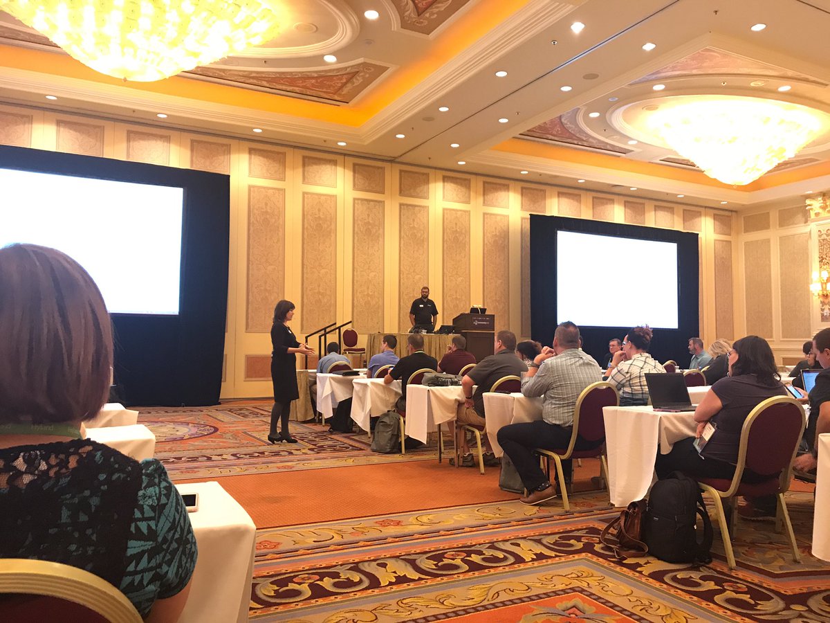 Suzans411's tweet photo. Shoutout to the Document Composition presenters.  #CommunityLIVE https://t.co/YpzEh87TC0