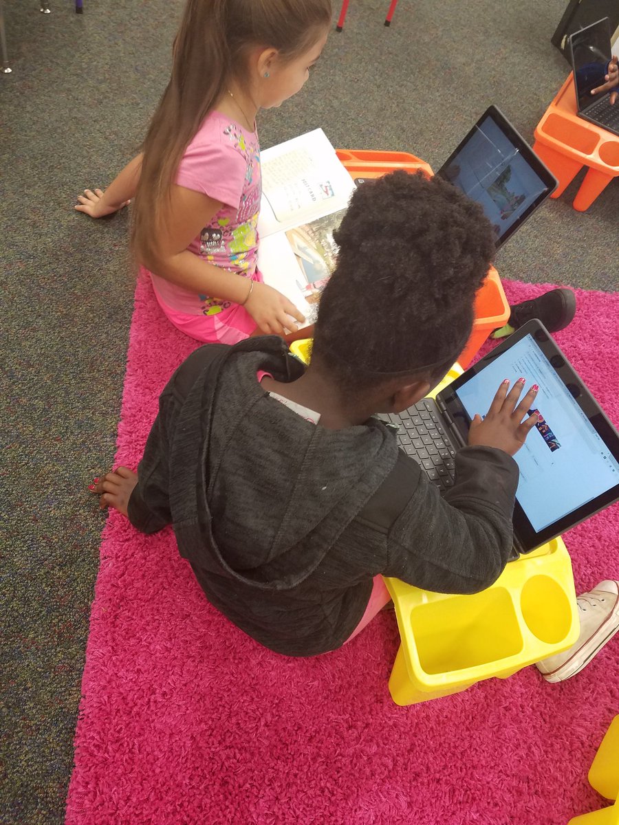 AprilGaydosh's tweet image. Love doing #classroomwalks and spotting #flexibleTECH @BrevardBees @awhollings #ReachALLTeachALL @TransylvaniaSch