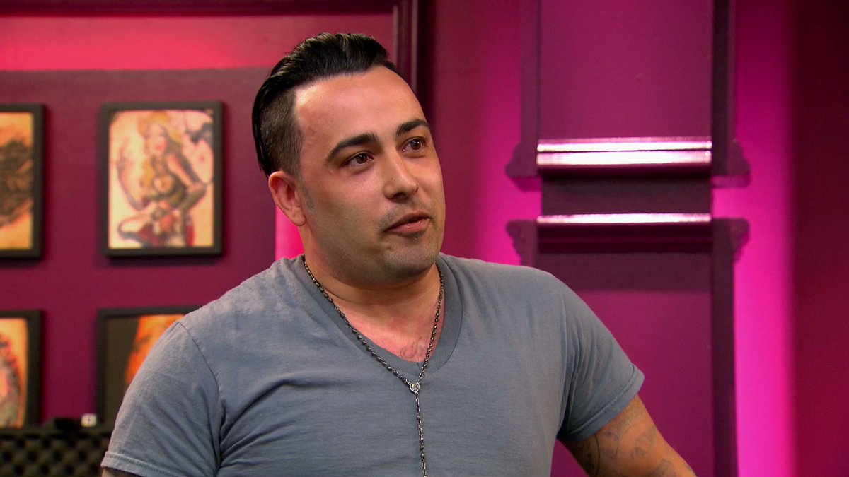inkmaster's tweet photo. This guy has been burned TWICE by @bilivegas. Should he give him another shot?! #InkRedemption https://t.co/C6ZXvEuYSo