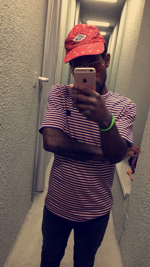 KwanMoshe's tweet photo. K W A N M O S H E X #DesignerMusic /: #BarneysNewYork https://t.co/HFj8dTPxkR