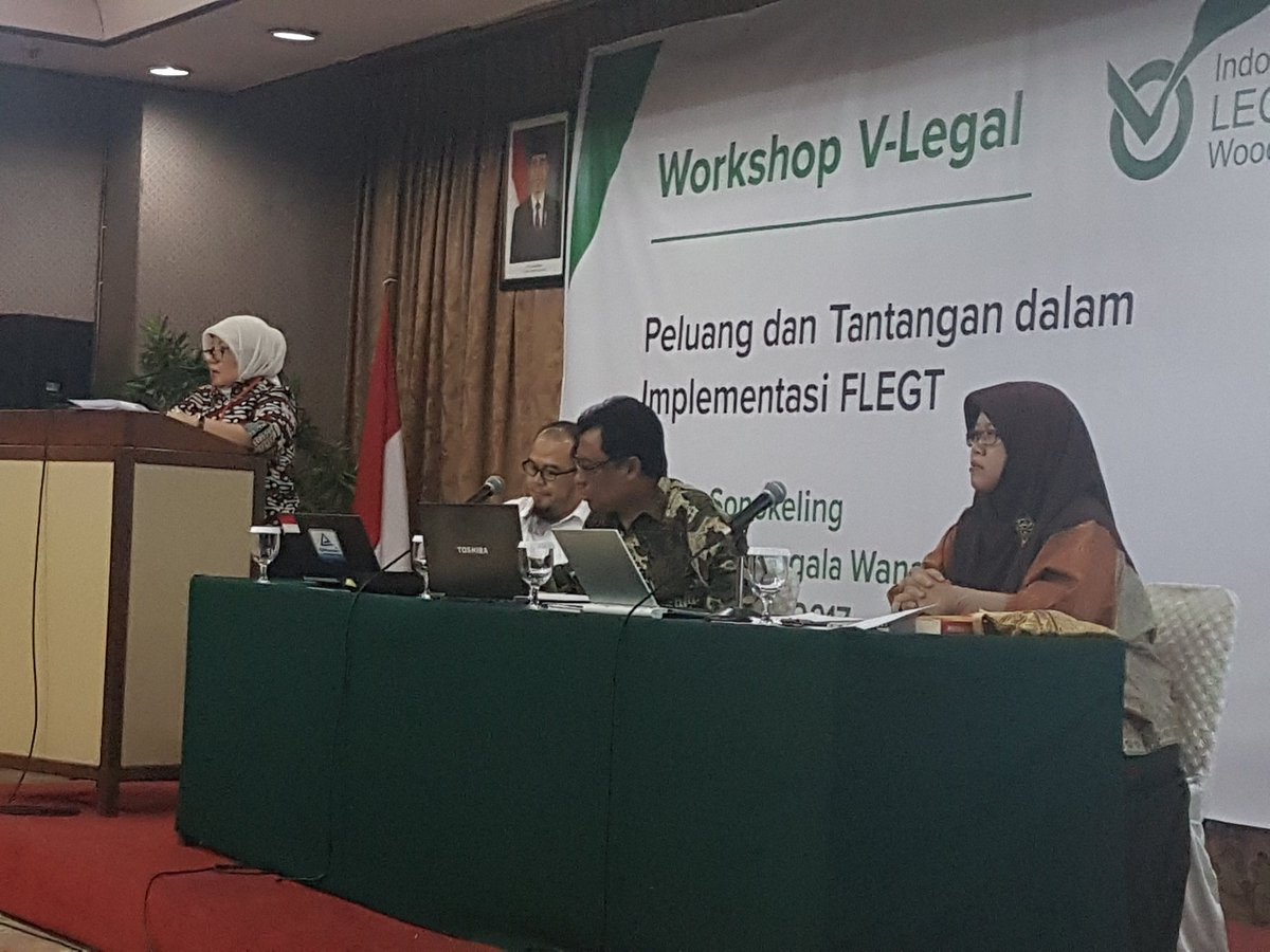 APHI_forest's tweet photo. Workshop V-Legal #Peluang dan Tantangan dalam Implementasi FLEGT @KementerianLHK @PojokIklim @apki_official https://t.co/Fve0dfnWcy