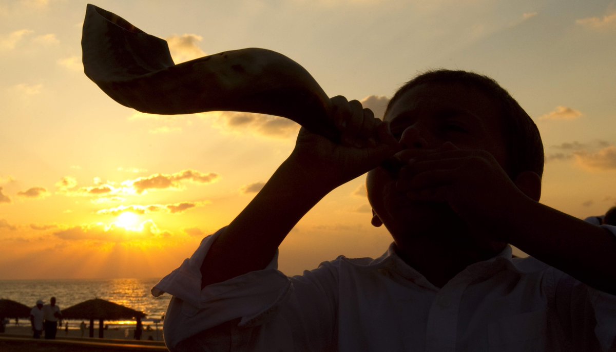 After Irma, Florida Jews seek respite in High Holy Days bit.ly/2yc8bih?utm_me… https://t.co/GkGkr2JF4M