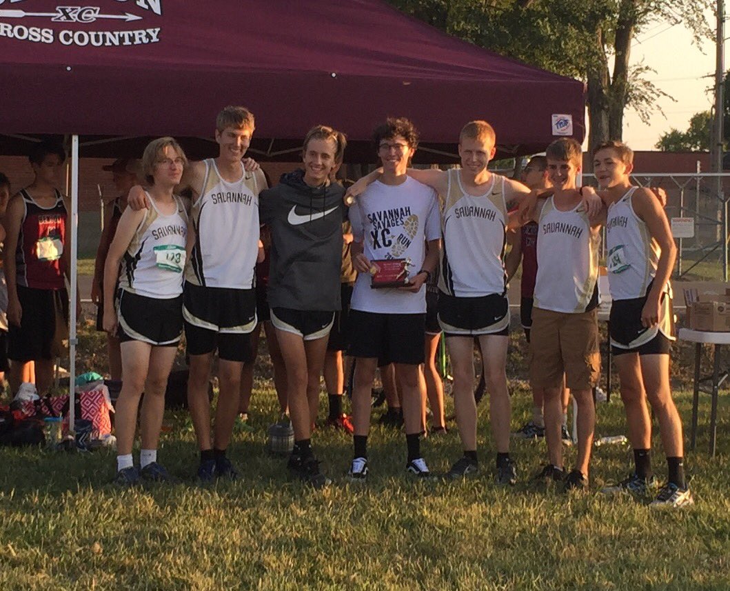 savannah_xc's tweet photo. Congrats to the boys on their third consecutive 1st place finish! https://t.co/wLR20W5l9Y