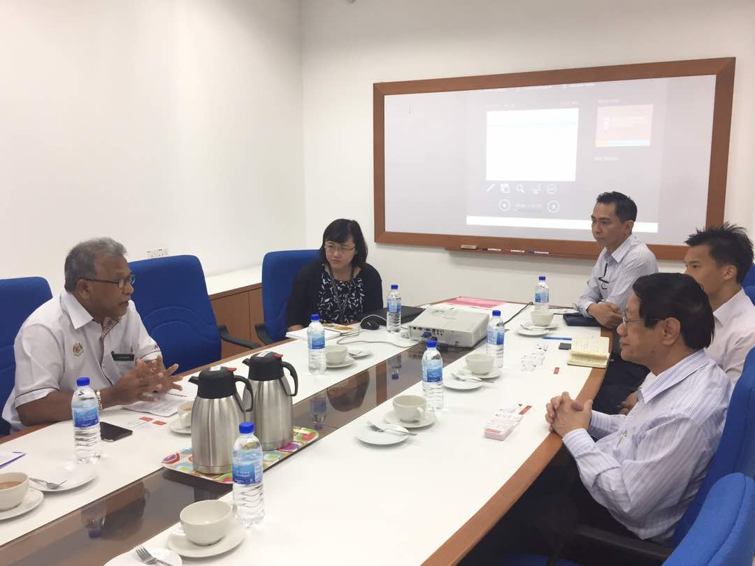 Miti Malaysia Twitterissa Ksu Miti Visit 2 Spices Seasonings Specialities Sdn Bhd The Company Produces The Famous Lingham S Chilli Sauce And Many More Mitimatters Https T Co Otnhvbvvad Twitter
