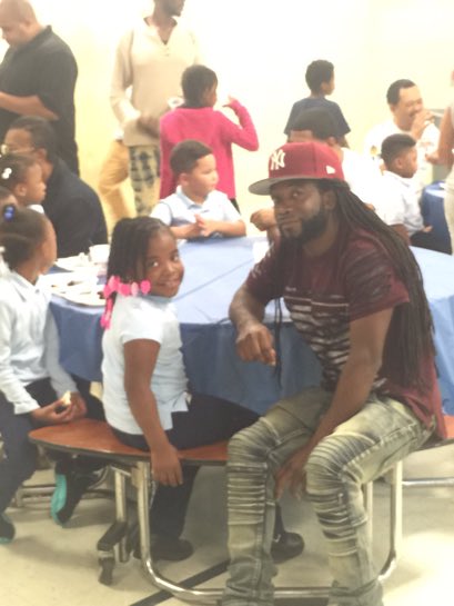 CS300d12's tweet image. #cs300d12 #malerolemodels  #dadsmakingadifference @CSD12Bronx @NYCSchools