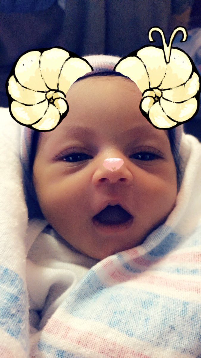 limehicooo's tweet photo. My mini me ❣️ Lilly Marie Sloan https://t.co/c8uO4VgyqE