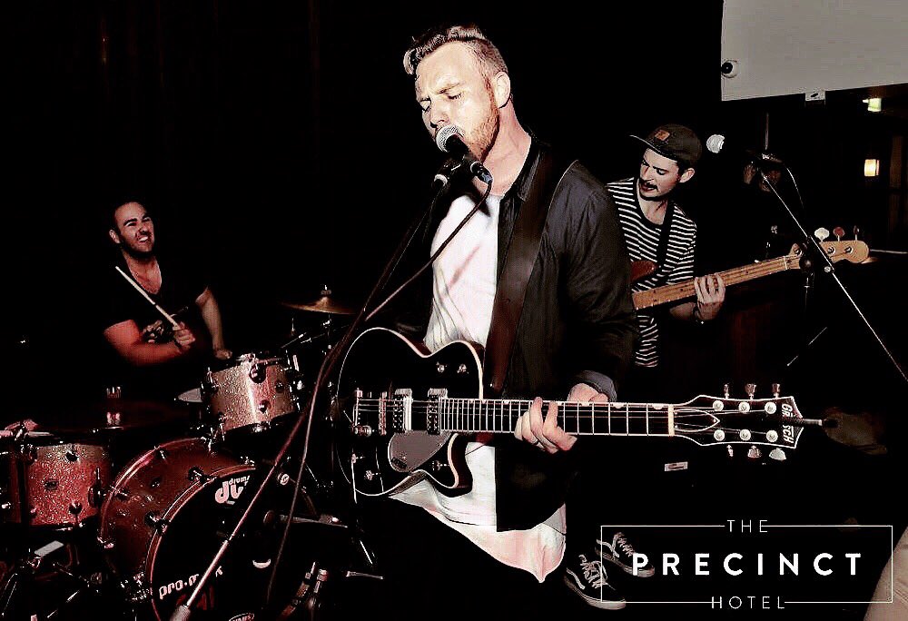 AndrewLoadsman's tweet photo. That feeling when you step up to the mic &amp; #bass &amp; #drums kick in! #australianmusic https://t.co/RjoBWnfNQl