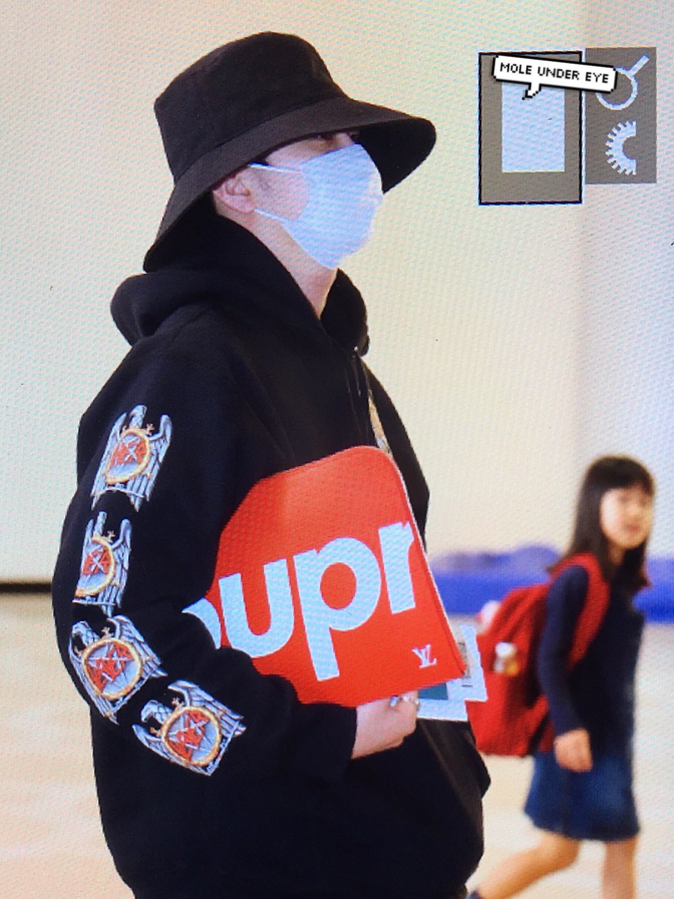 ChangLix or nothing on X: SUPREME X Slayer Hoodie SUPREME X Vans X LV  Custom sneakers SUPREME X LV X Pochette Jour GM  / X