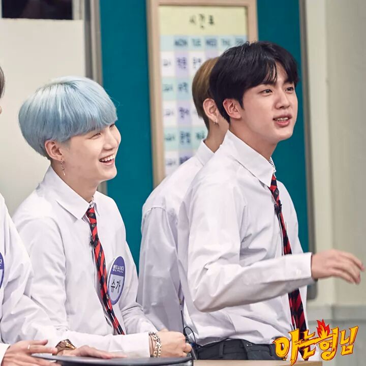 BTS_ARMY's tweet photo. [jtbcbros/FB] 아는형님 #방탄소년단 편
0923 토요일 저녁 8시 50분
#BTS 

@BTS_twt @bts_bighit https://t.co/caYIt921RB