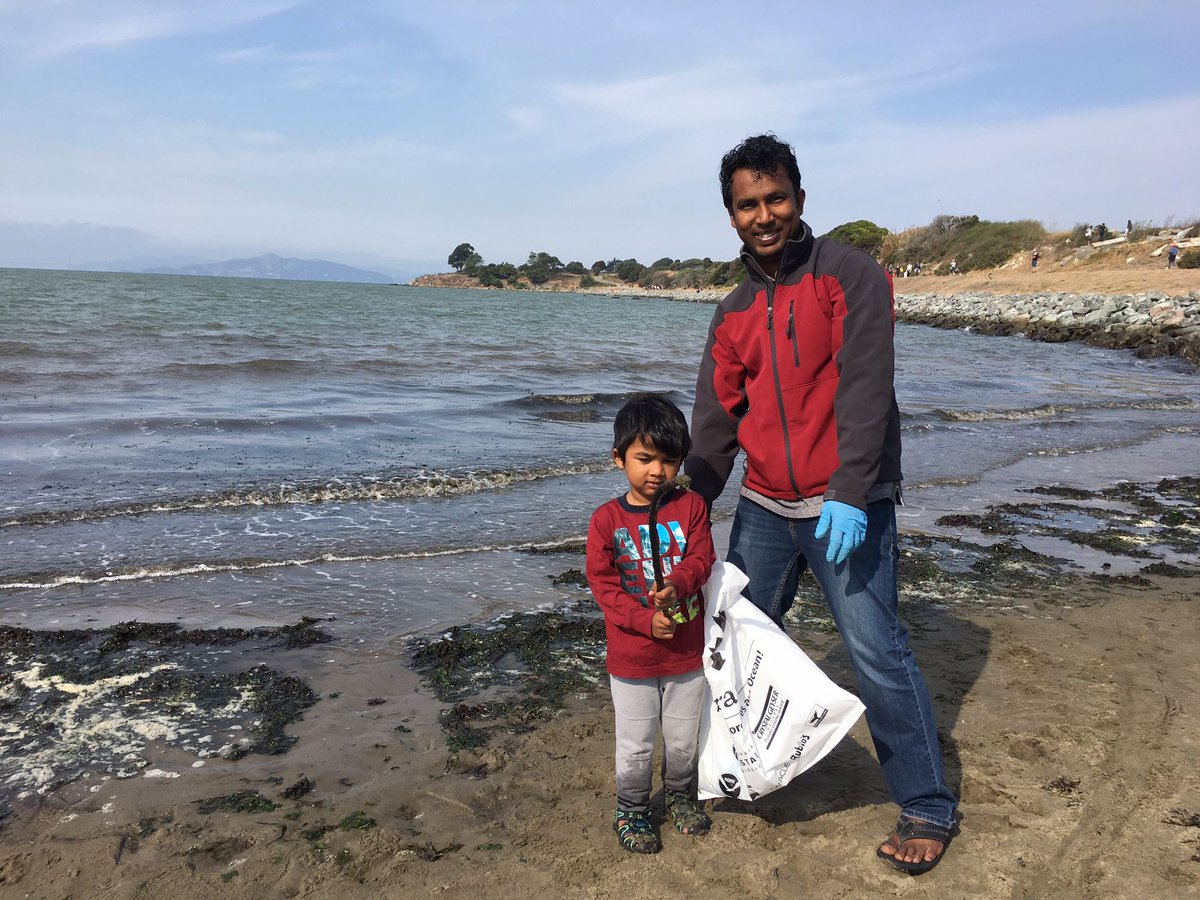Thanks to 480+ volunteers (!!) we collected 1200 lbs of trash on #CoastalCleanupDay at Albany Bulb!