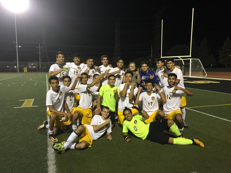 meggankingg's tweet photo. The JWEST soccer team supports #KingForQueen 👑 you should too!! Vote Megan and Carlos! https://t.co/vjx8q15Zye