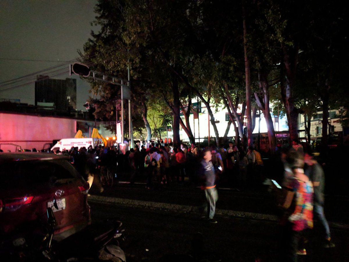 il_harun's tweet photo. ¡El DeeFe es de chingones!
#FuerzaDF #FuerzaCDMX https://t.co/iXS9wVy8Pi
