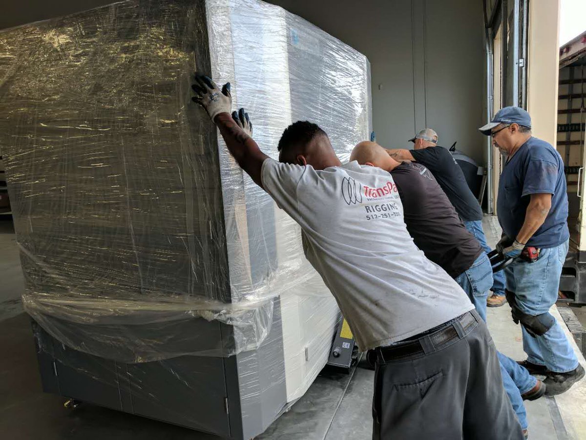 FarsoonAM's tweet image. #3DSystem arrival day &amp;amp; the machines are ready for  integration.  #Demos begin soon!
#eForm #fs271m #ht403p #farsoon #3dnews #3dprinting