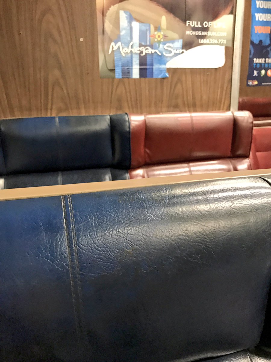aliskor15's tweet photo. Fun #LIRR fact: if you get on a train that looks like this, it will smell like urine. Straight. Up. URINE. https://t.co/uoBXqoKNoH