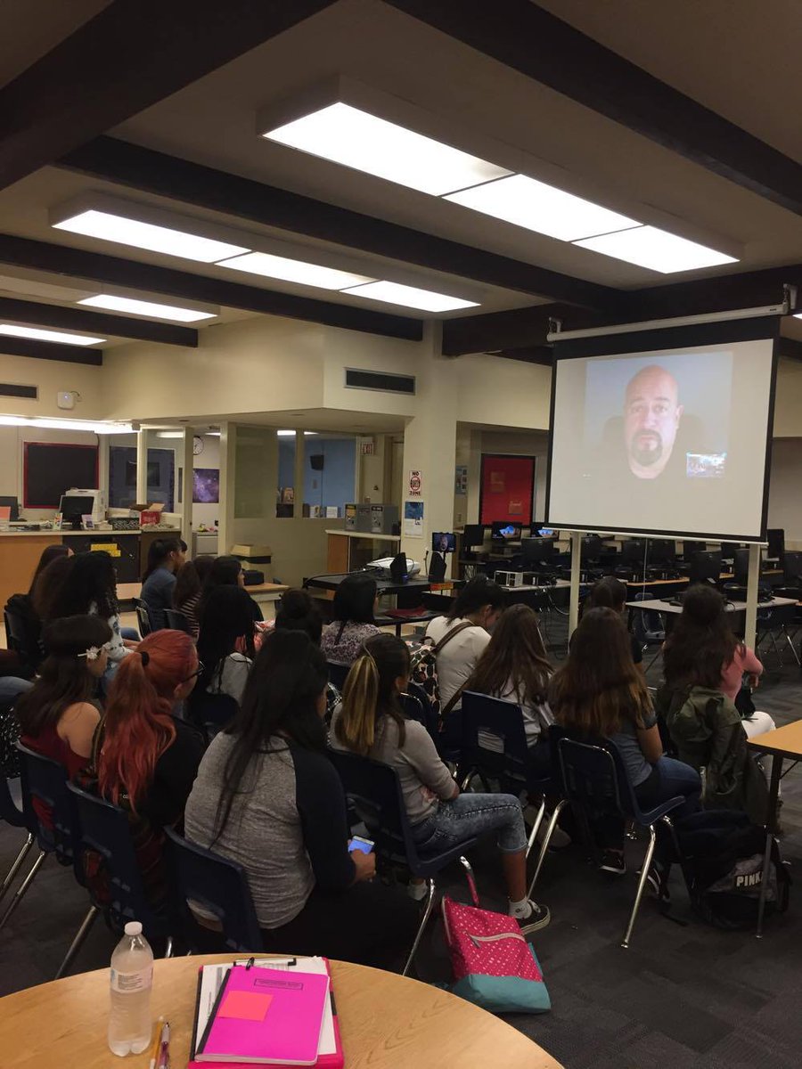 MsMedinaTHMS's tweet photo. Yesterday #THMSSTEMgirls video chatting with a firefighter, thank you @CRS_THMS_CMS for setting it up. @THMS_CJUSD @ColtonJUSD https://t.co/yXlSROaRnV