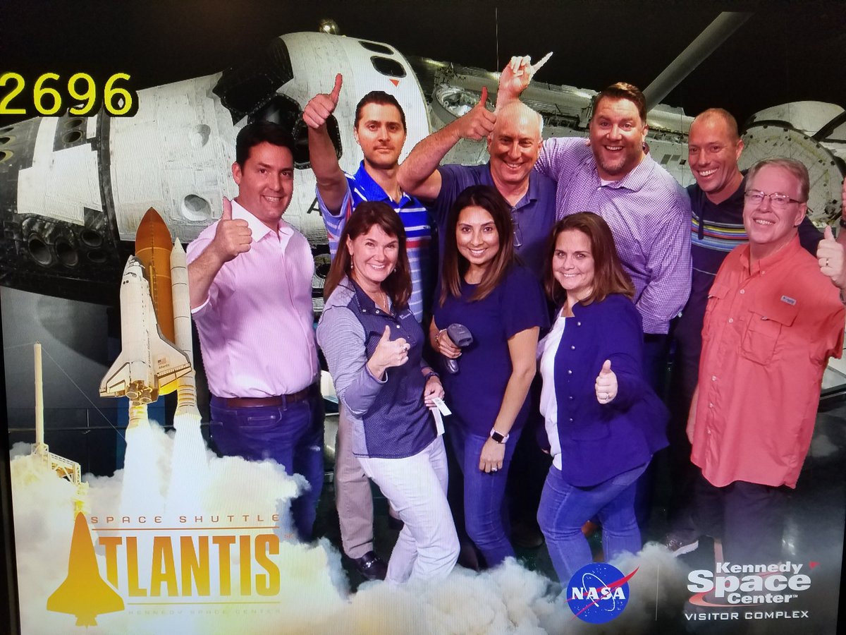 juliann612's tweet photo. #VARTECH2017 @ZebraTechnology proud to be a diamond sponsor. Great event - thank you @Think_BlueStar #partnership #bestpartners #Liftoff https://t.co/ZEwQVfE4Gd