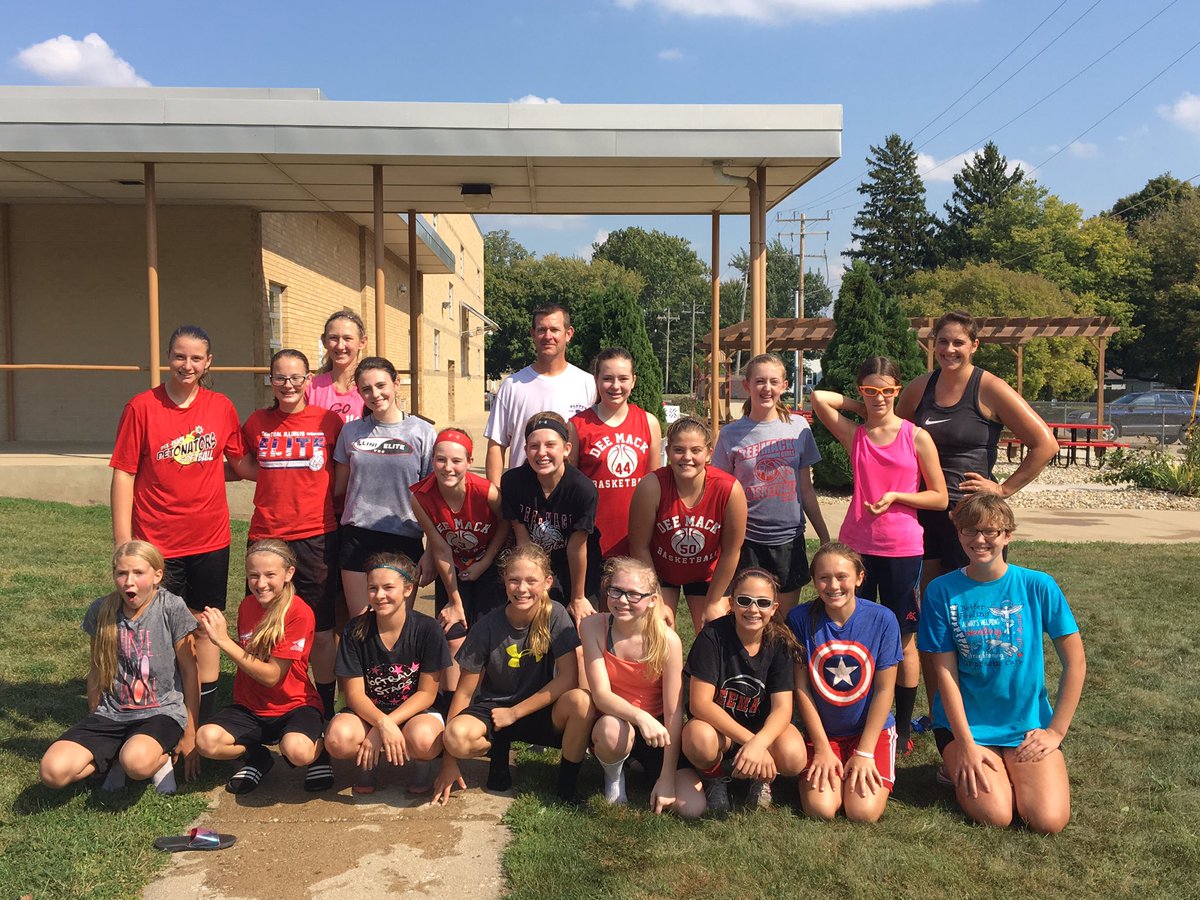 MrB_DCM1's tweet image. One week away from game time. #iceiscold