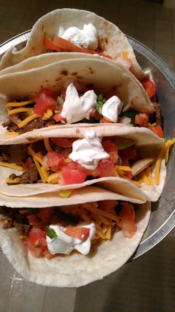 Q17Spices's tweet photo. Yummy soft Taco's made with Q17 Spices habanero. https://t.co/hlaKgoETf0