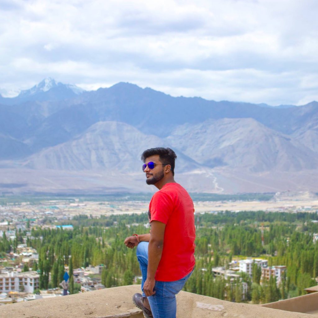 KayKay__Sharma's tweet image. #NewProfilePic