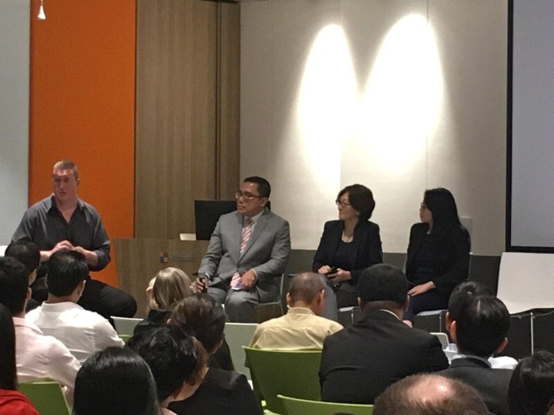 Regulation and #blockchain -what does the future hold? Great fun trying to predict how #blockchain can help #tech #fintech #insurtech #ukgov