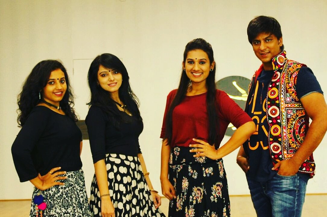MyRjNimisha's tweet photo. We are coming with the blast... For this #Navratri2017 #Navratri #craze #Tarditional #Garba https://t.co/sFt75DbVG0