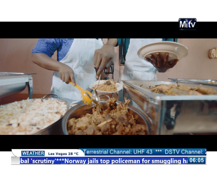 AkintayorTimmy's tweet photo. #NP gele yaya @efwyfoluwake #morningjamz WITH @AkintayorTimmy #MITV DSTV 255 https://t.co/xSlfxrnHoJ