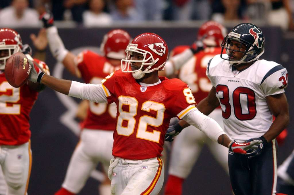 Happy Birthday to Dante Hall who turns 39 today! 