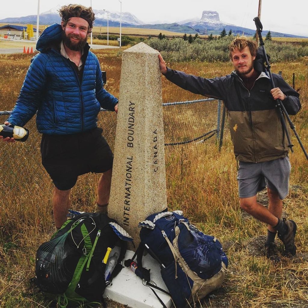 walkingthecdt's tweet photo. We did it!!! Yesterday we completed the Continental Divide Trail and reached the Canadian border!! Almost 3000 miles, 5 states, 25 national… https://t.co/I4bhuXLrbp
