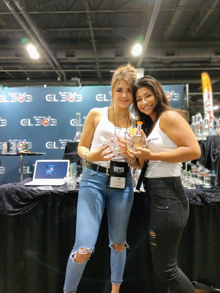 goodvibemafia's tweet photo. Great first day with our friends at #glasslab303 @champstradeshow our girls did an amazing job representing a great brand. #Colorado420girls https://t.co/mPYEYXMuVW