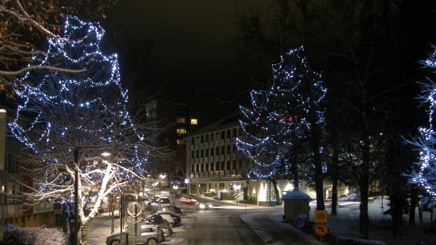 LappeenrantaFi's tweet photo. #Lappeenranta keskustan ja Joutsenon #talvivalot syttyvät perjantaina 29. syyskuuta https://t.co/lXd0lj12xH https://t.co/yv8dtgg4kM