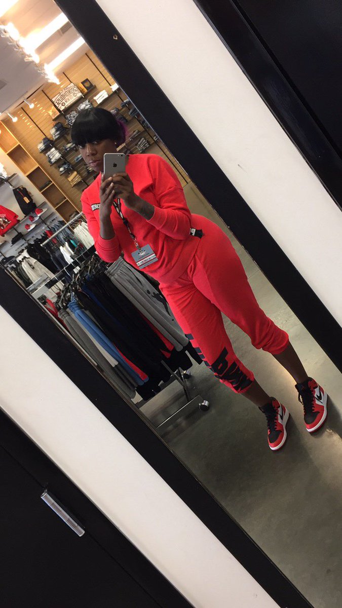 Porscha tweet media