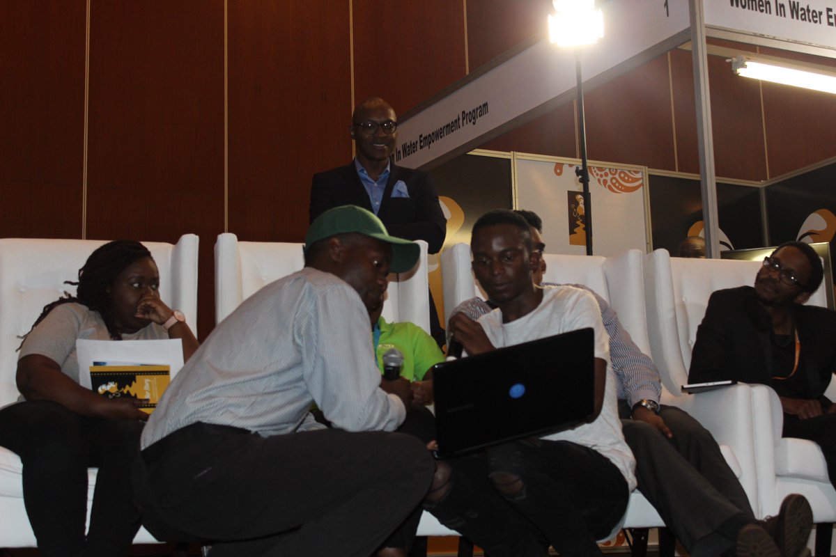 TiyaniTee's tweet photo. @charlesMaruma2 and @mbodification showcasing their project to the panel last night. #RFWHack #WRCSymposium2017 @WaterResearchSA @Geekulcha https://t.co/5ngKdVPBVg