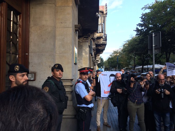 View image on Twitter