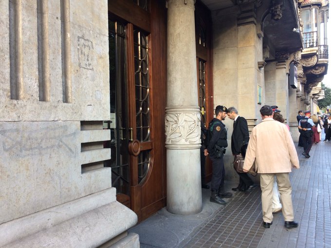 View image on Twitter