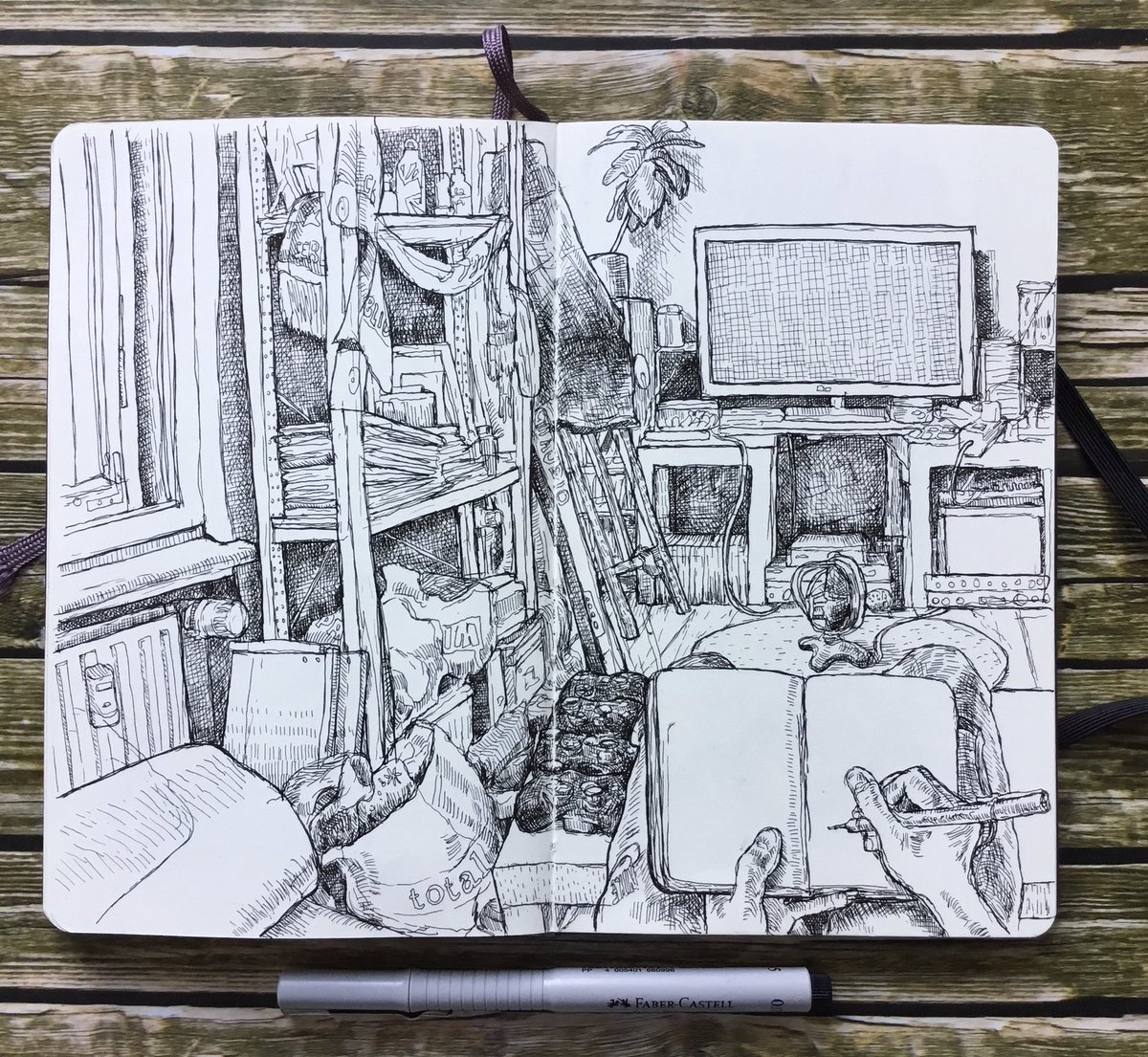 Keir on X: "Messy room, messy sketch (from a few weeks ago) #moleskine  #sketchbook #drawing https://t.co/PgYSANKCIS" / X