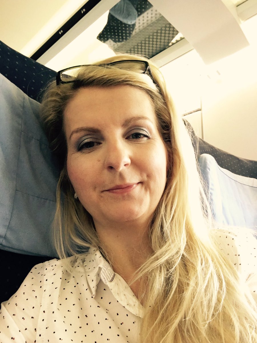 emagine_mandy's tweet photo. On travel for emagine - looking for some interesting contacts to meet! #Zukunftpersonal @emagine_de @emagine_fr https://t.co/RXPFGEhJaR