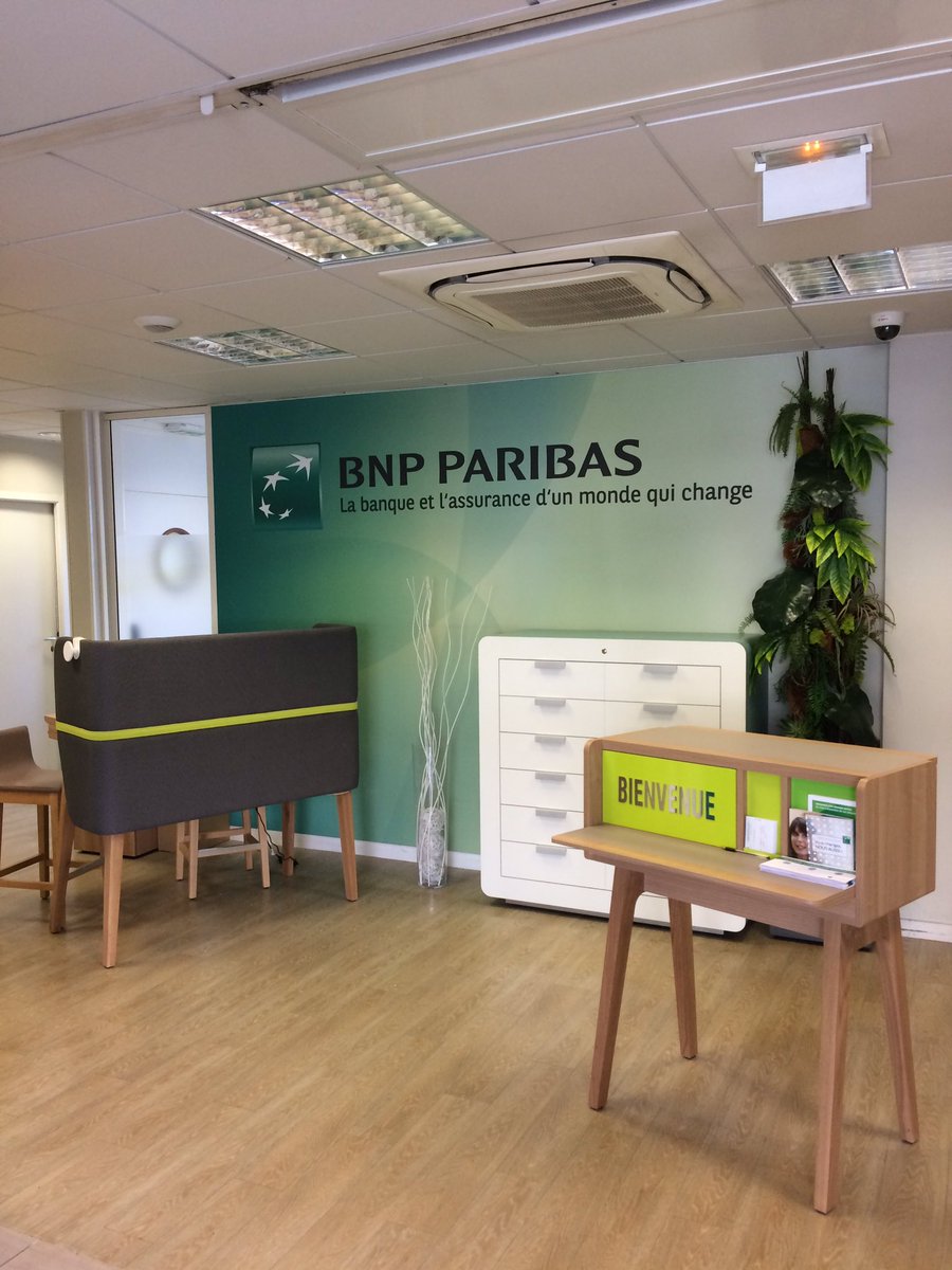 DIAFAR92's tweet photo. Heureux de vous présenter notre belle Agence avec son nouveaux mobiliers, FAR à l'heure du digital. https://t.co/KxG1Mky9kN