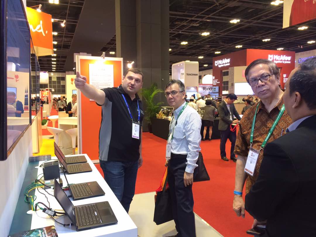 kasperskylabind's tweet photo. Meet our security professionals and get support info for Kaspersky products to solve top issues for your business. #GovWare2017 #Singapore https://t.co/wW5aHplbPj