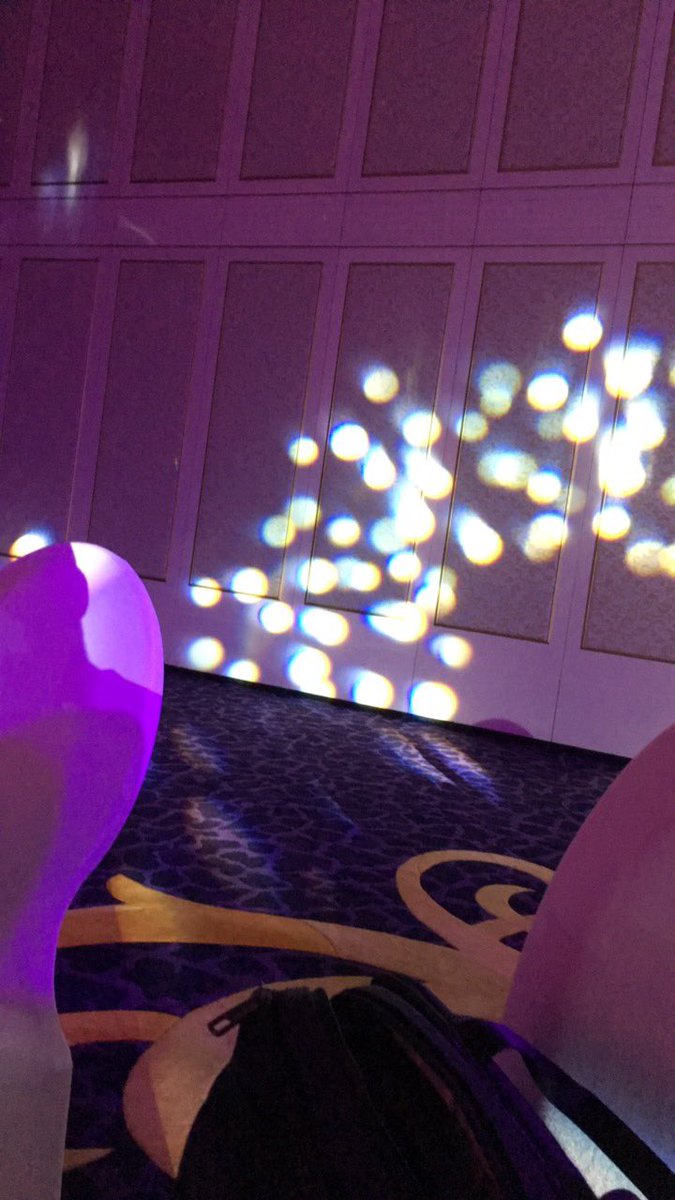 ArtSilverfox's tweet image. #redlinux #redhat #RHDT2017