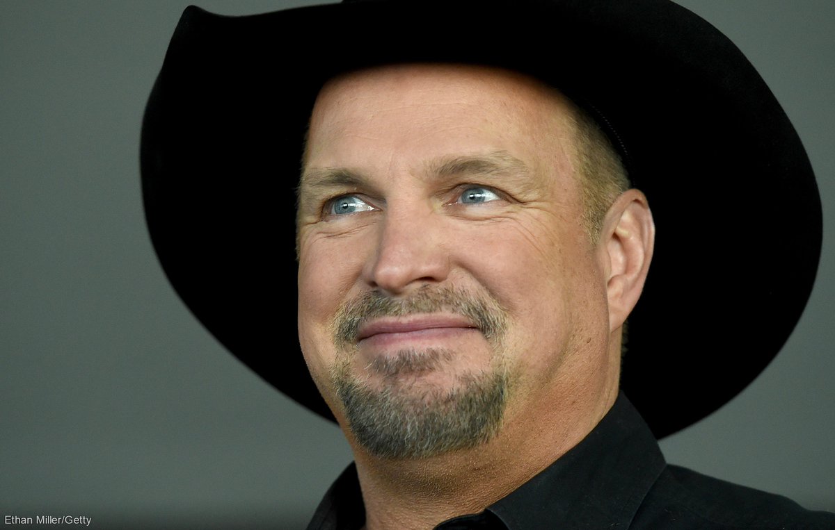 emma941seattle's tweet photo. Remember when @garthbrooks accidentally announced a show in Seattle? That wasn't a dream! WE HAVE THE INFO! 7:15am! https://t.co/yJ5DtE6p8E https://t.co/V2QPvtIBcc