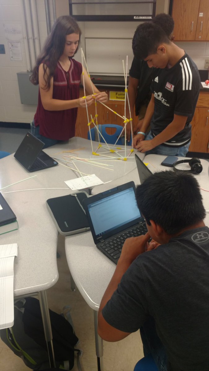 cengscience's tweet photo. Working on building designs to withstand earthquakes in #STEM Earth science. @LHSSTEMACADEMY https://t.co/hZpwQSqyVE